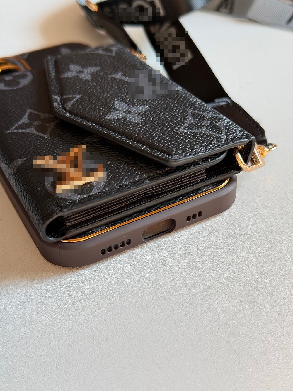 Black iPhone Case 2001 | Accordion card holder (subject to the video) - The Luxe Case