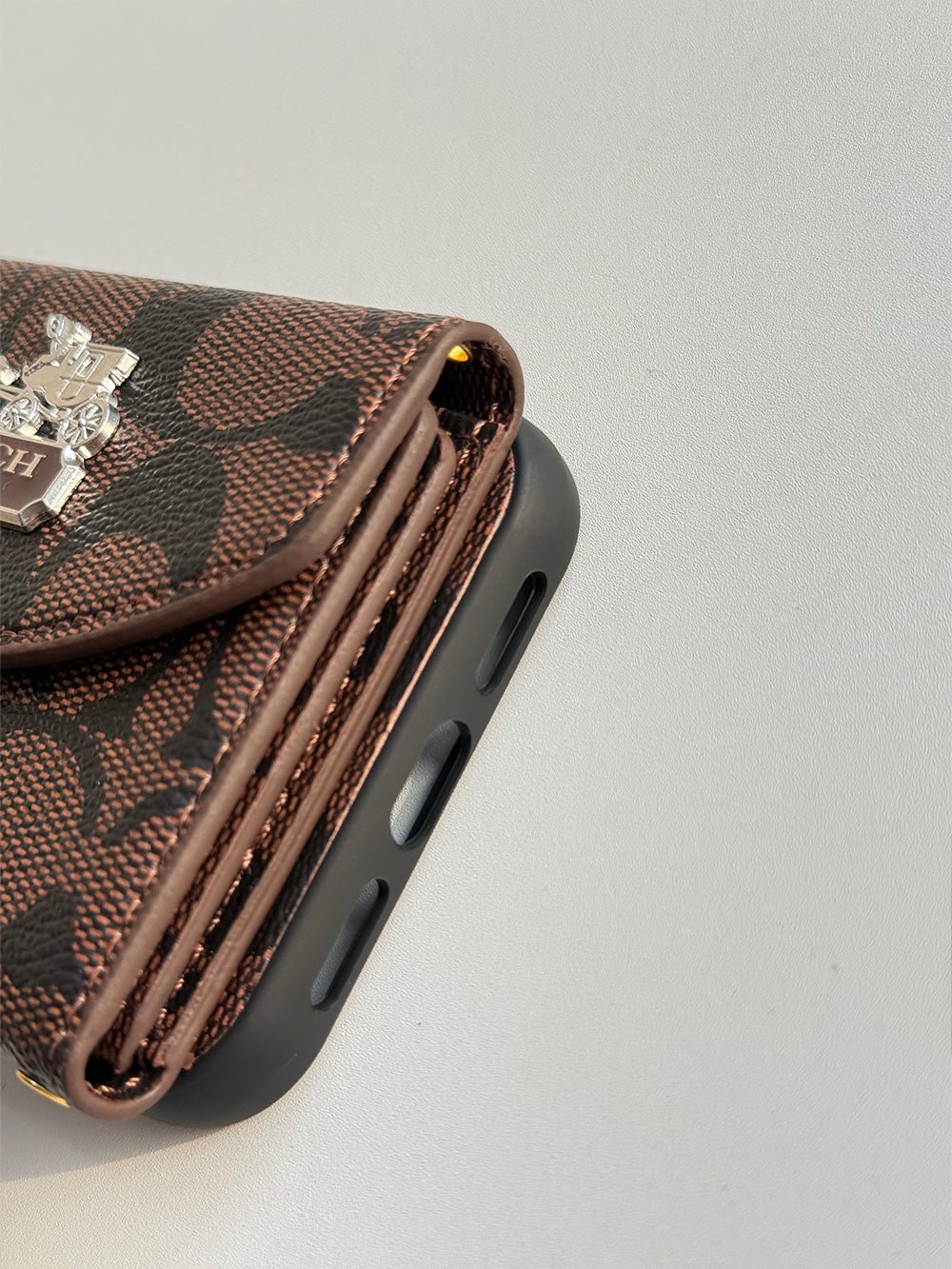 C series Phone case 1004 Brown | Accordion card holder (subject to the video) - The Luxe Case