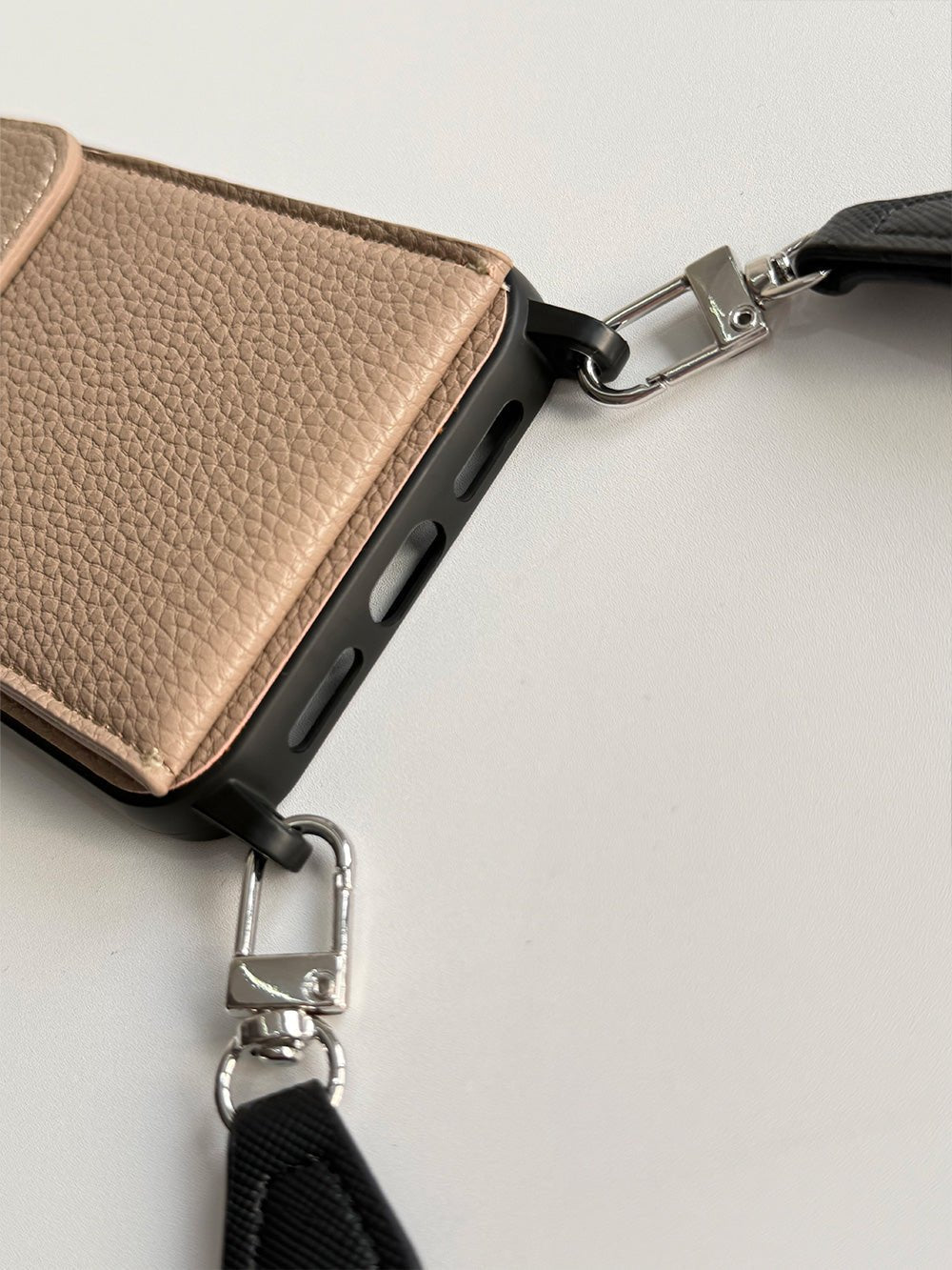 P series Phone case 1005 | Accordion card holder (subject to the video) - The Luxe Case