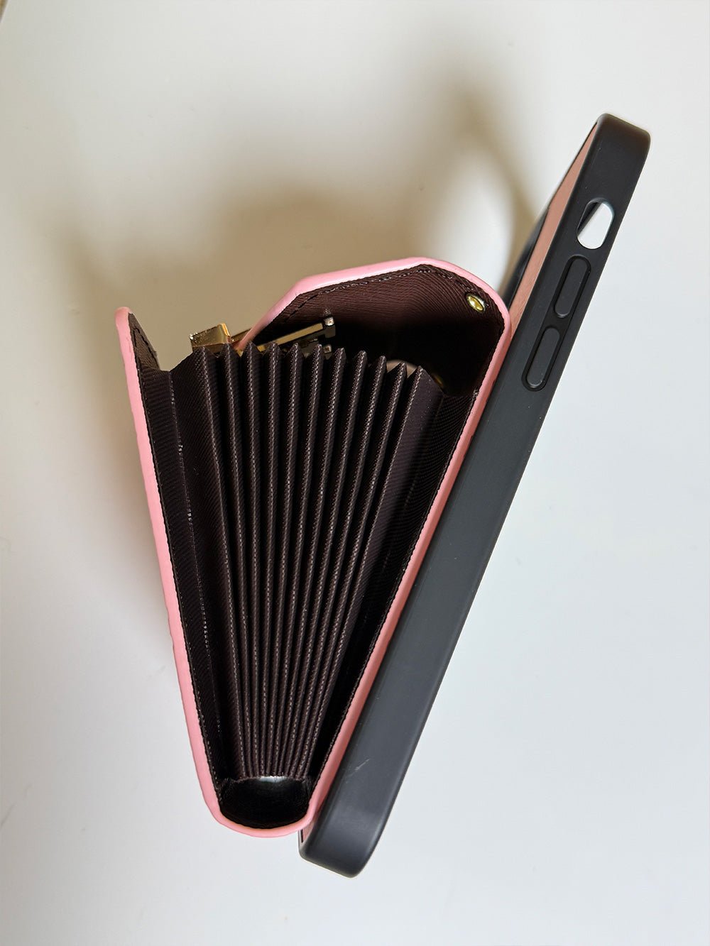 Pink iPhone case 2006 | Accordion card holder (subject to the video) - The Luxe Case